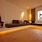 Designer-Loft Mit Whirlpool